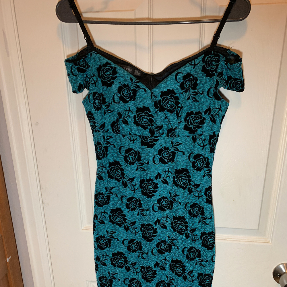 Retro Wiggle Dress